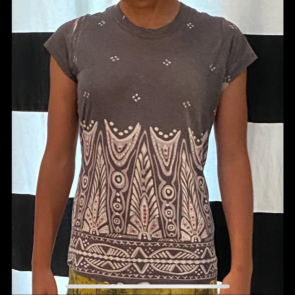 Yukiko shirt size small